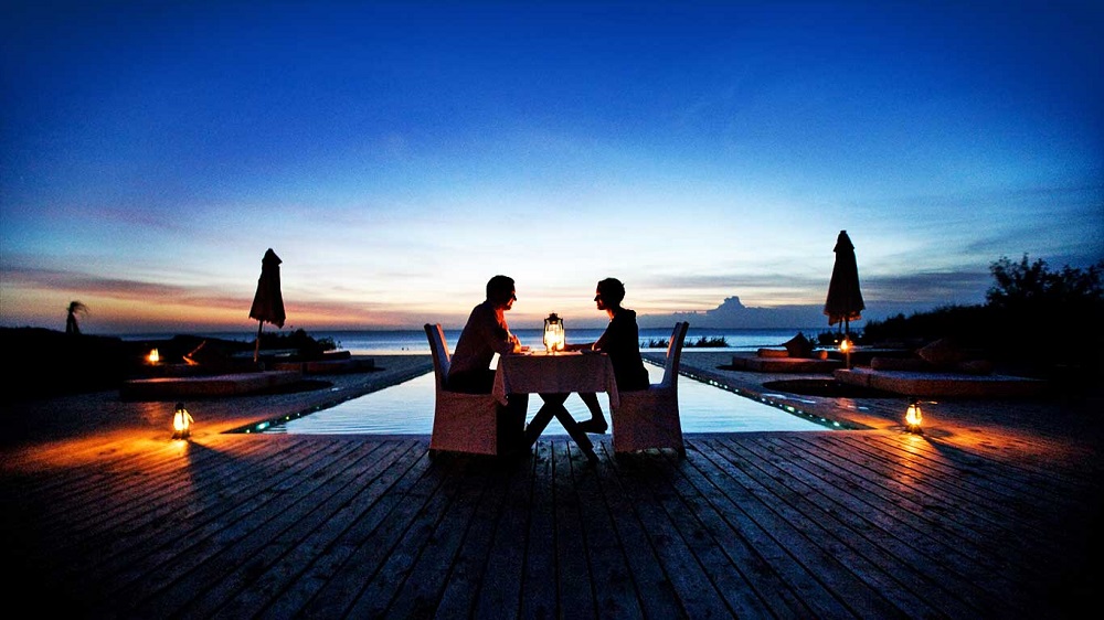 Liquid Giraffe, African Safari, Eastern Africa Safari, Luxury Honeymoon Safari, Honeymoon Safari